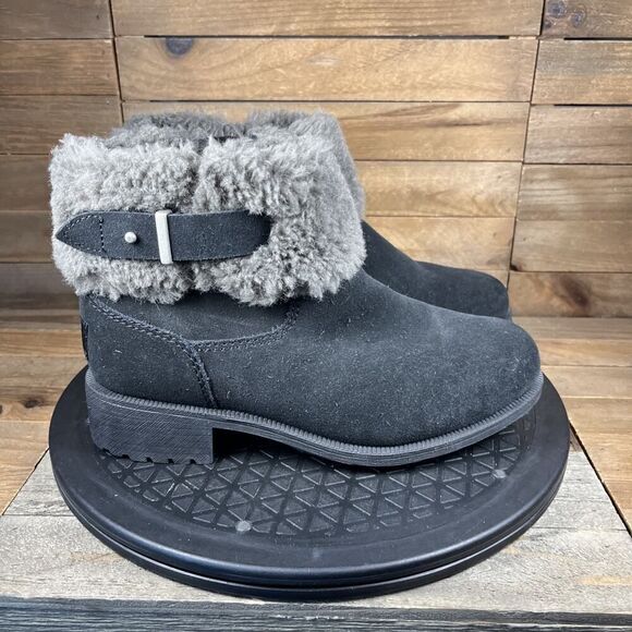 Ugg Womens Size 6 Bodie Genuine Black Shearling Cuff Ankle Zip Up Comfort Boots - Picture 1 of 11